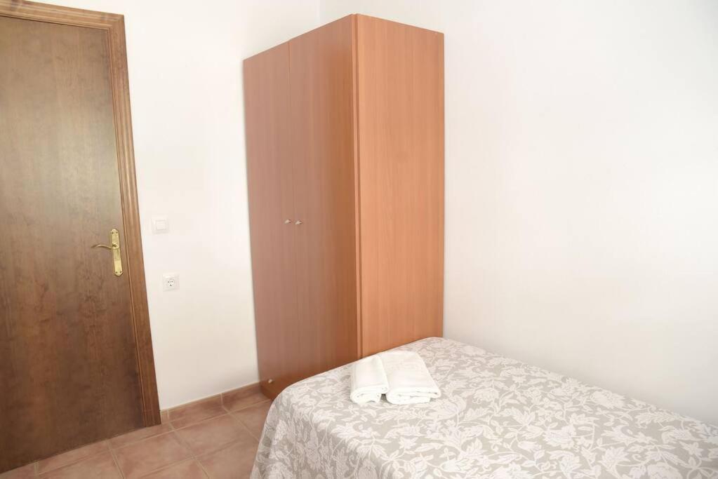 Apartamento Elena - Solo Familias Y Parejas Conil de la Frontera Kültér fotó